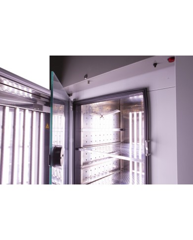 Growth test chamber with humidity with light on the door and back side horiz. fan 480 lt - GHS-H 550